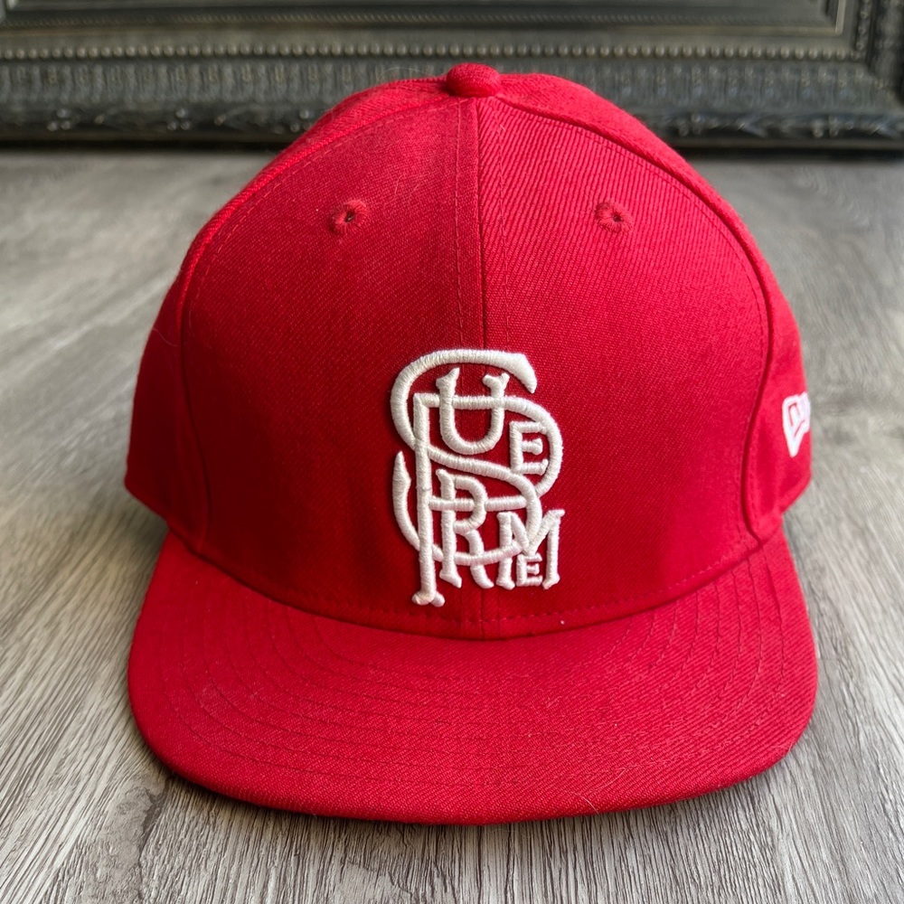 SUPREME X NEW ERA CAP VINTAGE RED 7 1/2